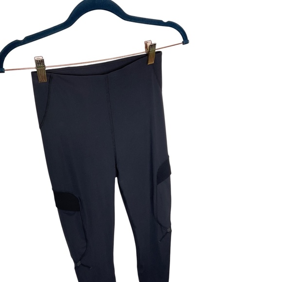 Lululemon Break a Trail Super High-Rise Tight 28" - Picture 6 of 11